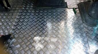 �������ҷ�����ͬ�ͺ�����֮��Ĳ�֮ͬ��